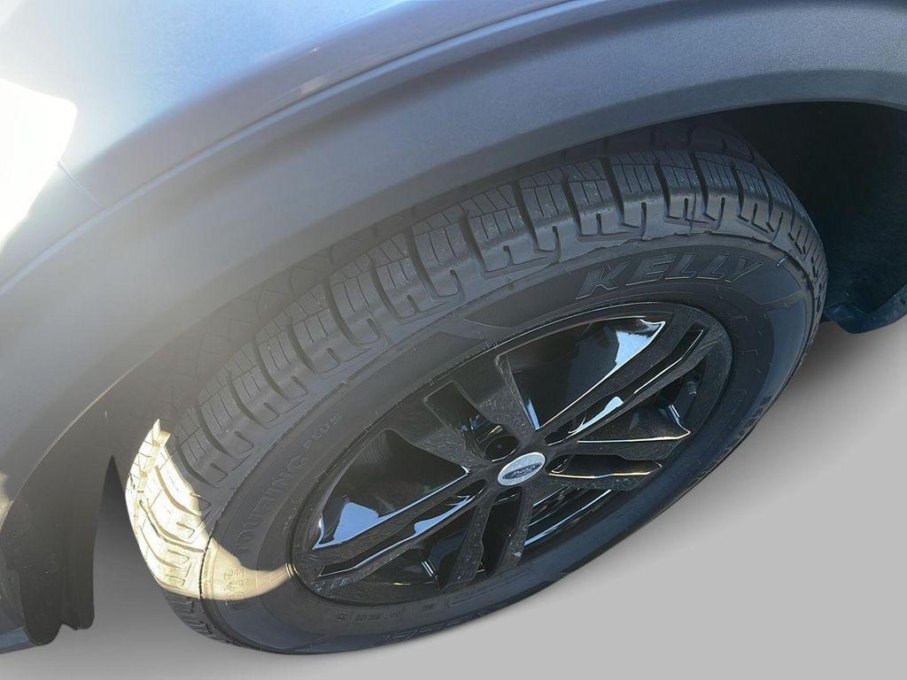 used 2022 Ford Explorer car, priced at $29,978