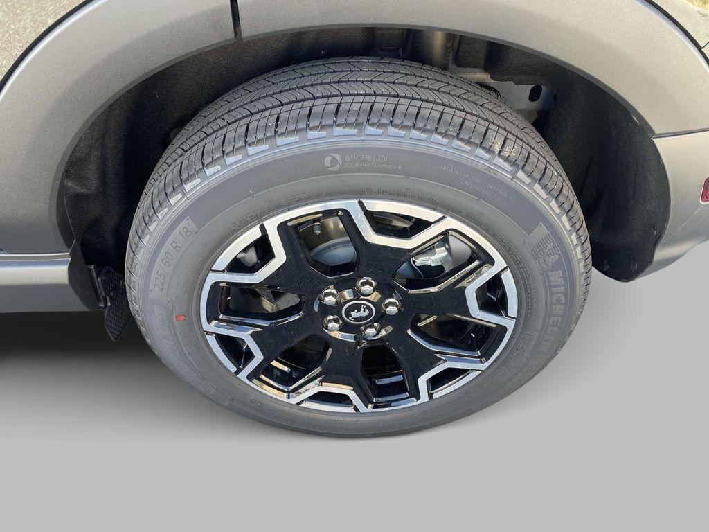 new 2025 Ford Bronco Sport car, priced at $37,475