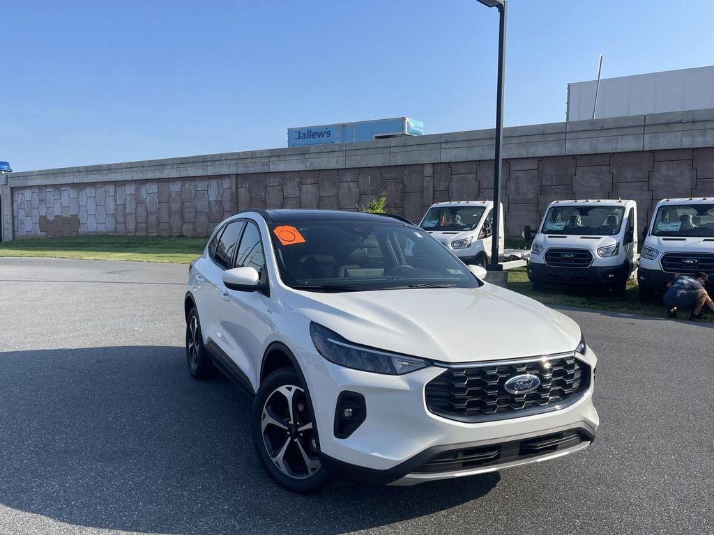 new 2025 Ford Escape car, priced at $34,695