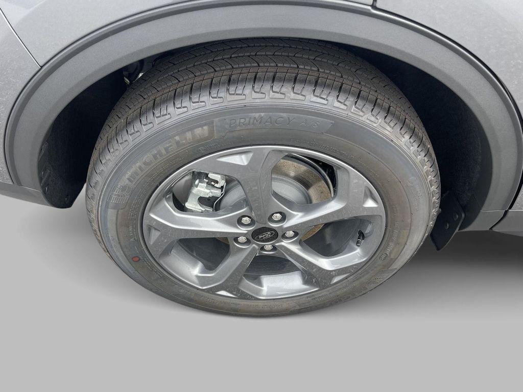 new 2025 Ford Escape car, priced at $31,223