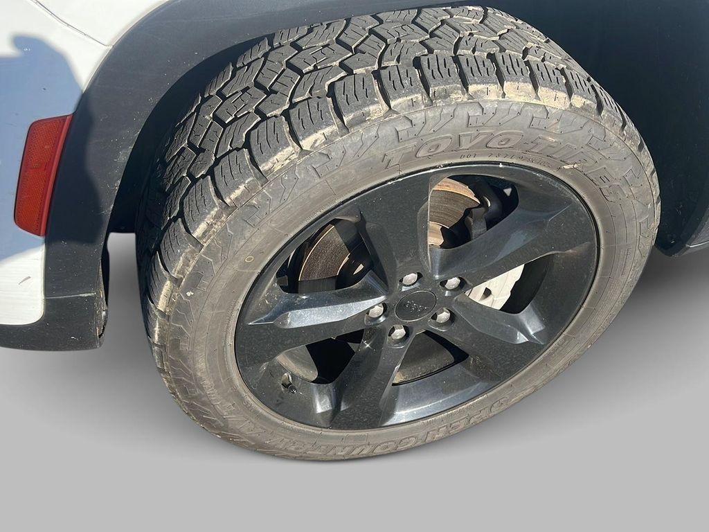 used 2023 Jeep Grand Cherokee car, priced at $25,741