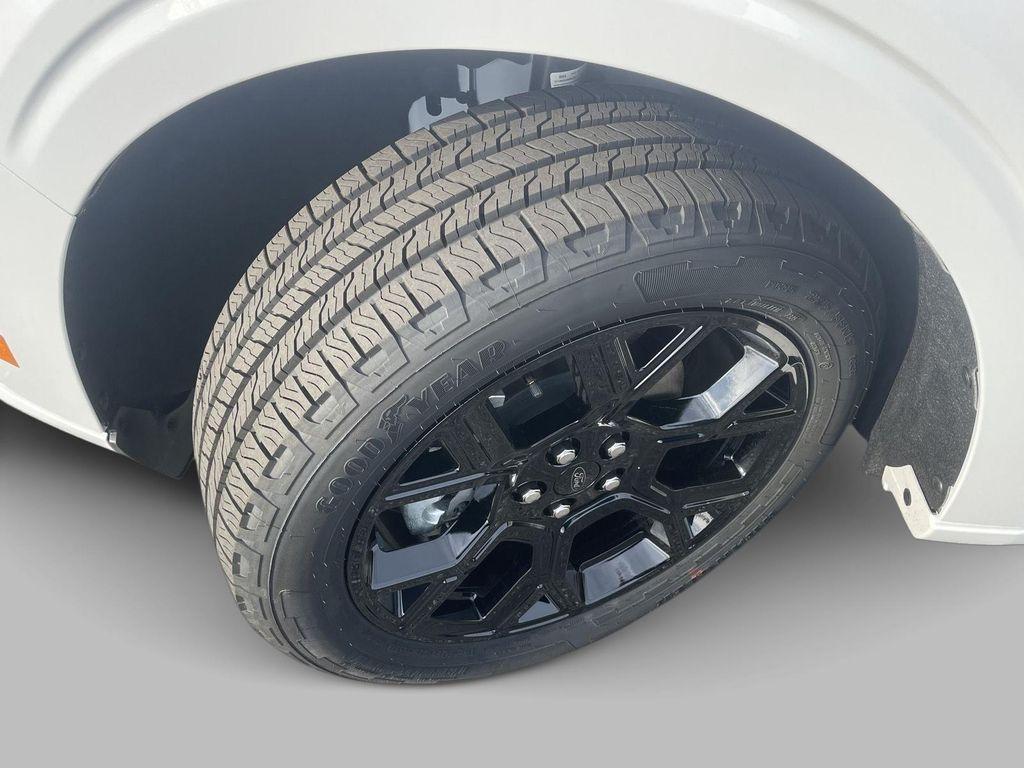 new 2025 Ford Maverick car, priced at $34,359