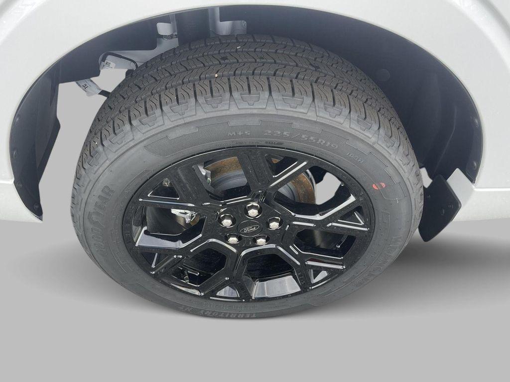 new 2025 Ford Maverick car, priced at $34,359