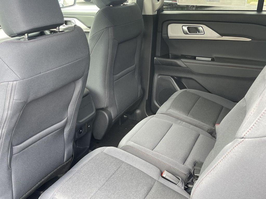 new 2025 Ford Explorer car, priced at $41,199