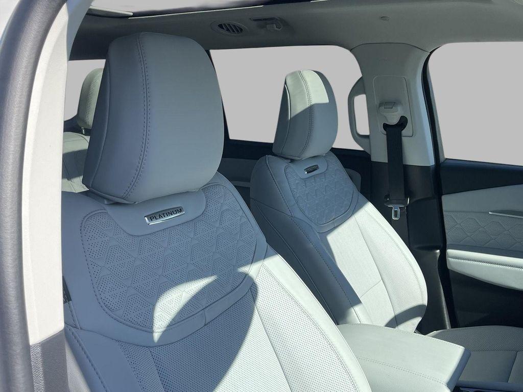 used 2025 Ford Explorer car, priced at $51,884