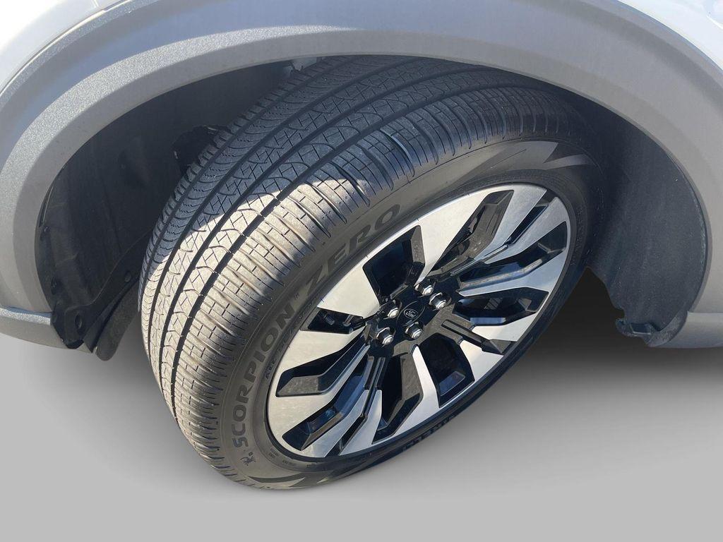 used 2025 Ford Explorer car, priced at $51,884