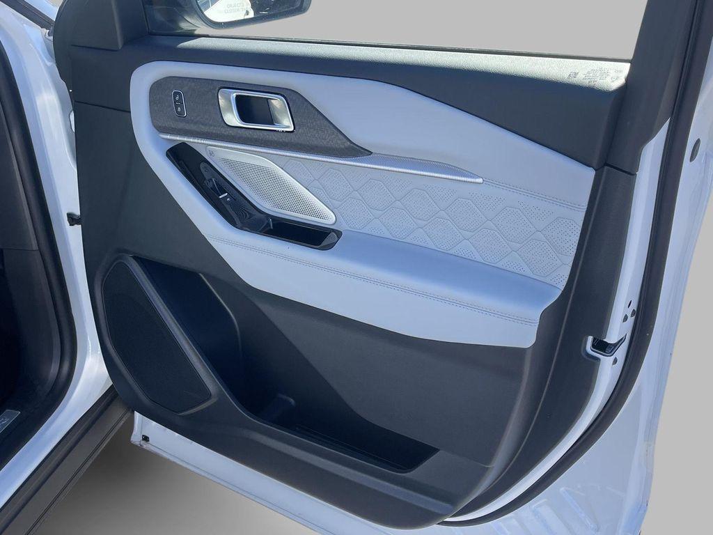 used 2025 Ford Explorer car, priced at $51,884