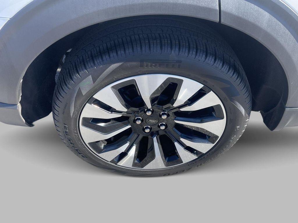 used 2025 Ford Explorer car, priced at $51,884