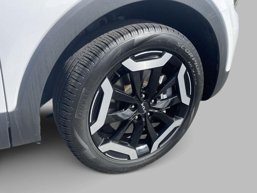 used 2024 Kia Telluride car, priced at $34,346