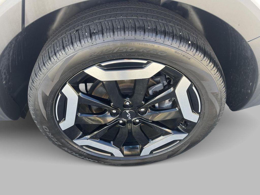 used 2024 Kia Telluride car, priced at $34,346