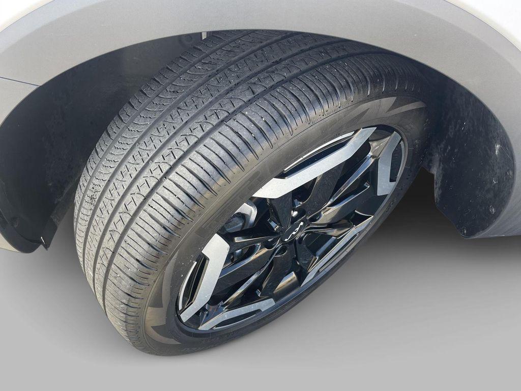 used 2024 Kia Telluride car, priced at $34,346