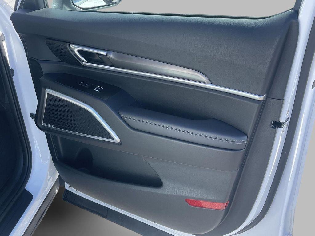used 2024 Kia Telluride car, priced at $34,346