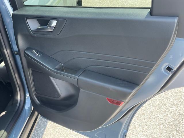new 2025 Ford Escape car, priced at $33,674