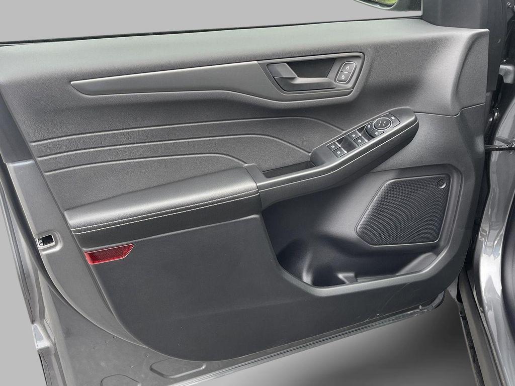 new 2026 Ford Escape car, priced at $33,280