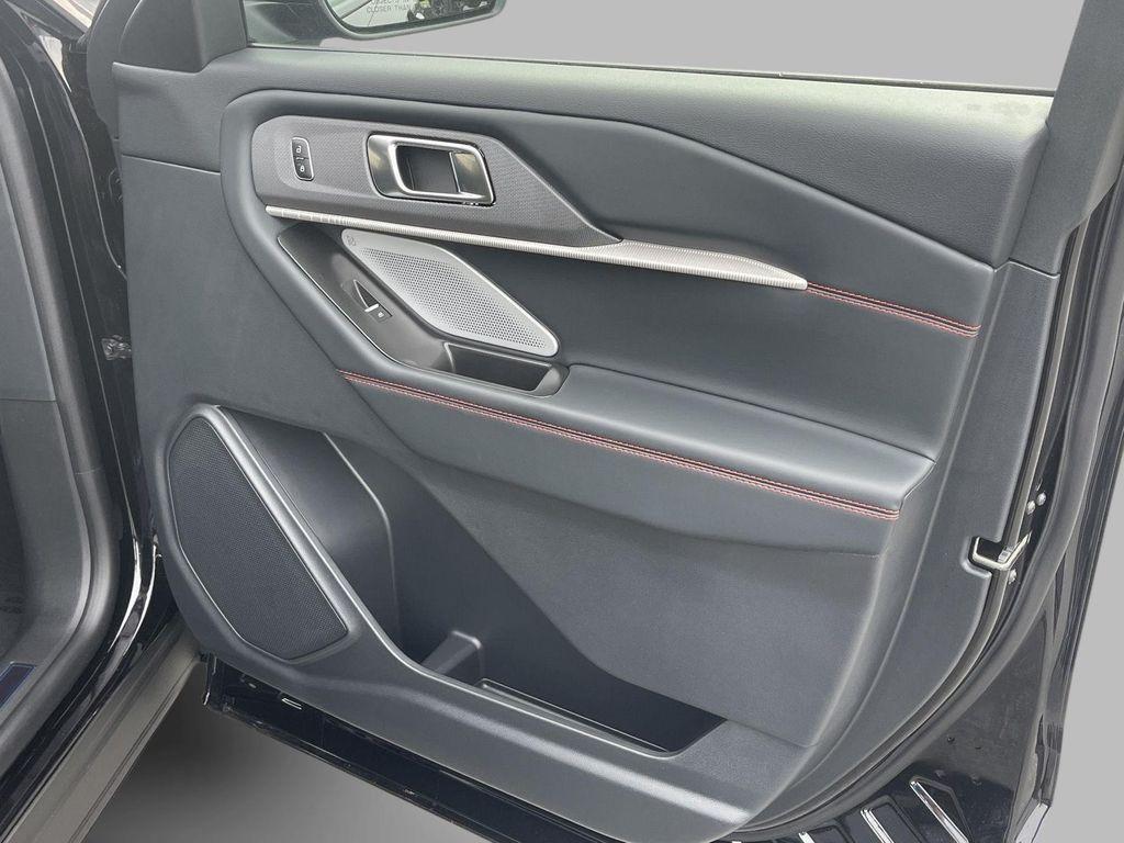 new 2025 Ford Explorer car, priced at $59,344