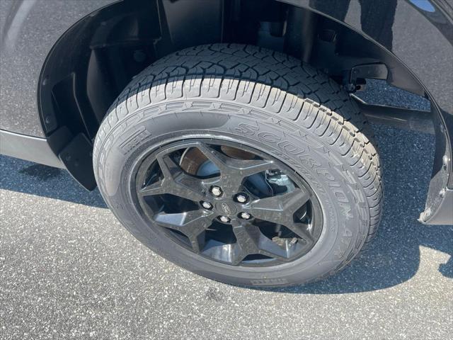 new 2025 Ford Maverick car, priced at $33,782