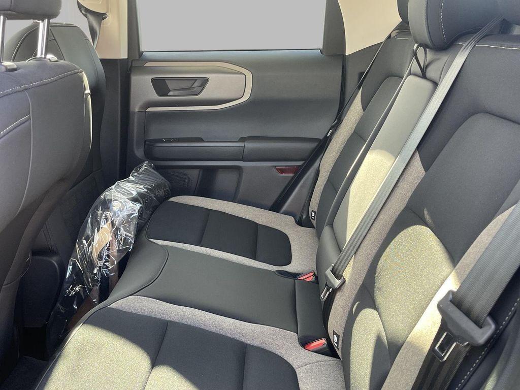 new 2025 Ford Bronco Sport car, priced at $33,370