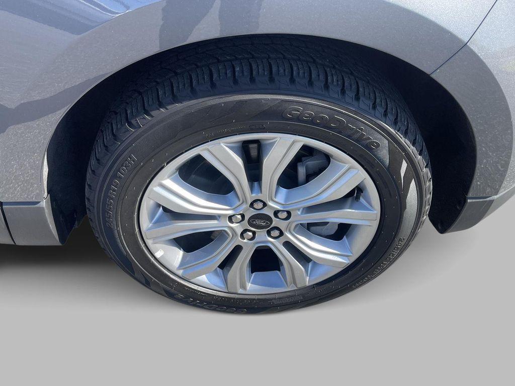 used 2024 Ford Edge car, priced at $28,471