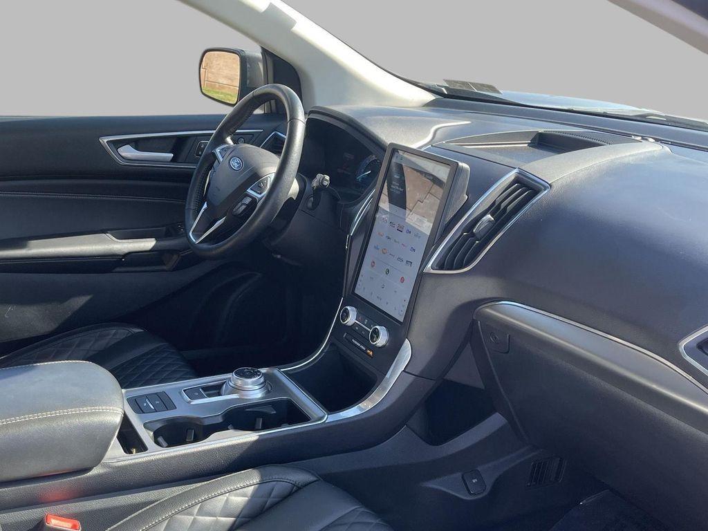 used 2024 Ford Edge car, priced at $28,471