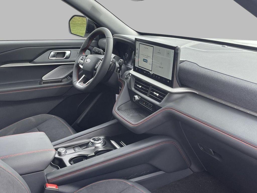 new 2025 Ford Explorer car, priced at $61,355
