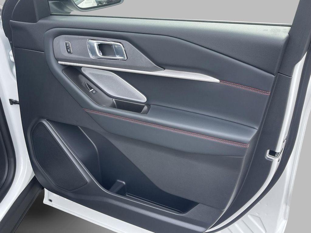 new 2025 Ford Explorer car, priced at $61,355