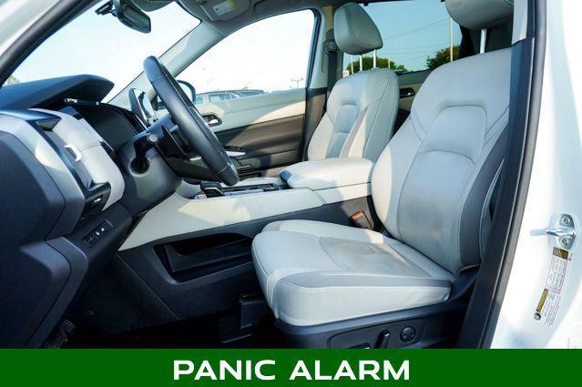 used 2023 Nissan Pathfinder car, priced at $32,995