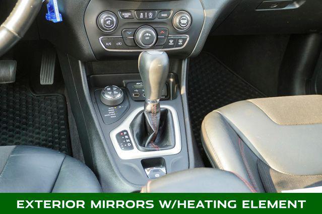 used 2016 Jeep Cherokee car, priced at $15,995