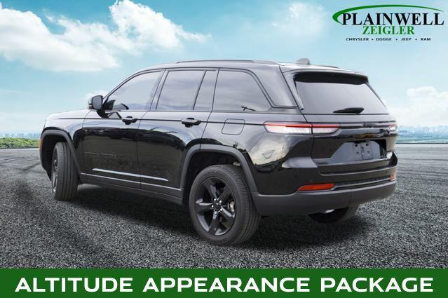 used 2023 Jeep Grand Cherokee car, priced at $33,995