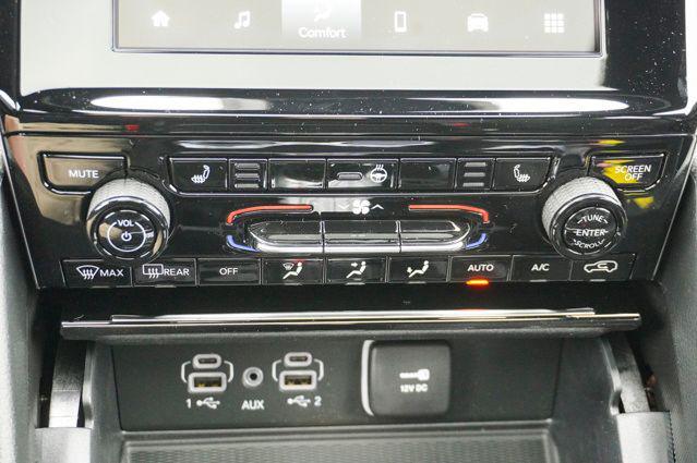 new 2025 Jeep Grand Cherokee car, priced at $44,910