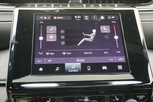 new 2025 Jeep Grand Cherokee car, priced at $44,910