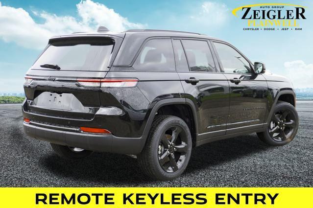 new 2025 Jeep Grand Cherokee car, priced at $44,910