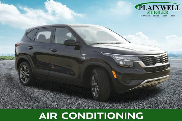 used 2023 Kia Seltos car, priced at $20,995