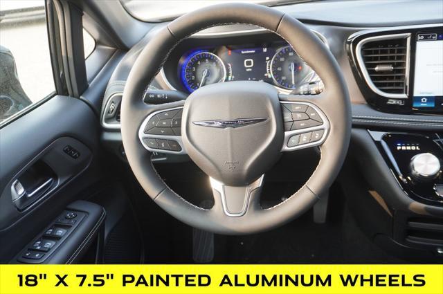 new 2025 Chrysler Pacifica car, priced at $44,368