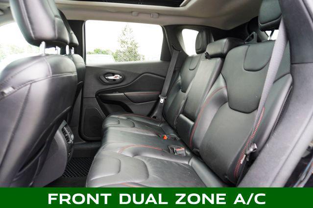 used 2020 Jeep Cherokee car, priced at $18,995