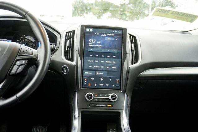 used 2022 Ford Edge car, priced at $24,995