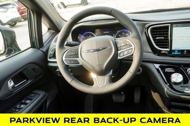 new 2025 Chrysler Pacifica car, priced at $47,507