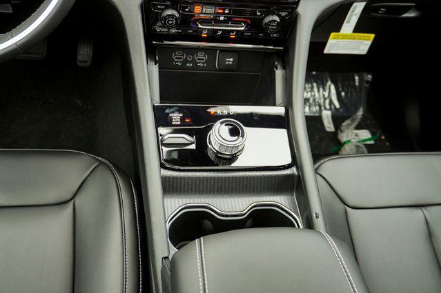 new 2025 Jeep Grand Cherokee car, priced at $49,000