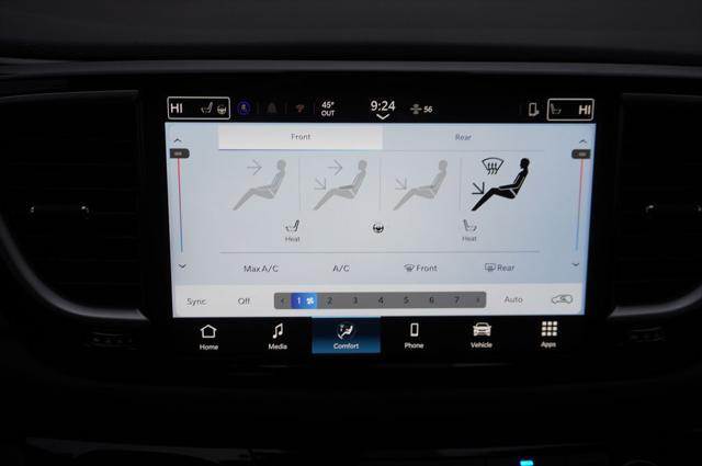 new 2025 Chrysler Voyager car