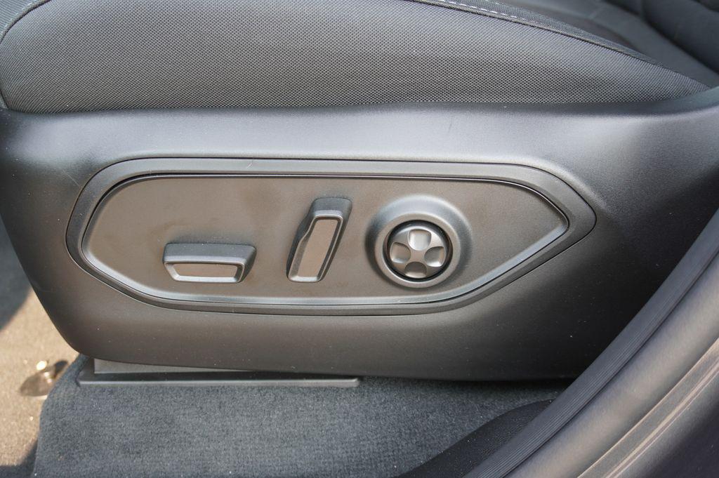 new 2025 Jeep Grand Cherokee L car, priced at $40,437