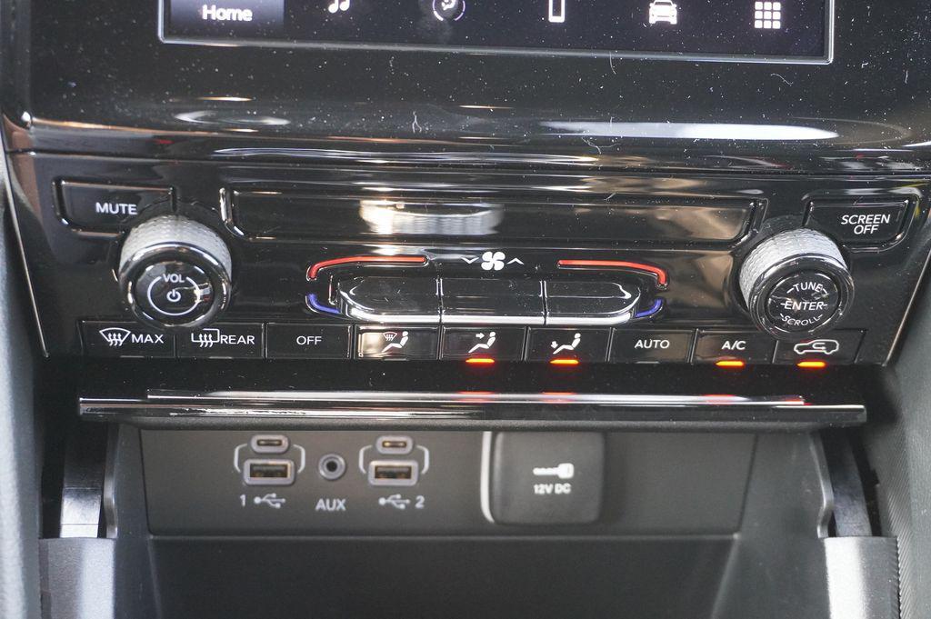 new 2025 Jeep Grand Cherokee L car, priced at $40,437