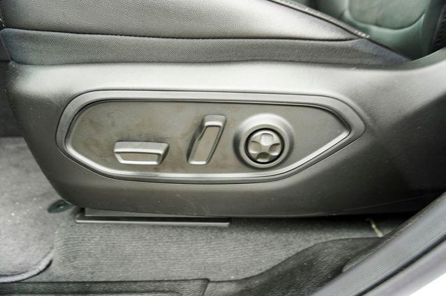 new 2025 Jeep Grand Cherokee L car