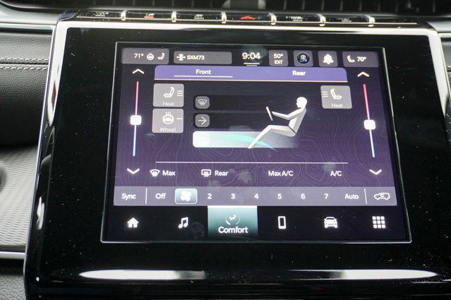 new 2025 Jeep Grand Cherokee L car