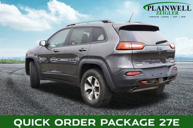used 2015 Jeep Cherokee car, priced at $11,995