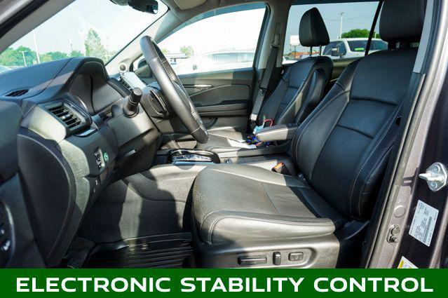 used 2021 Honda Pilot car, priced at $30,995