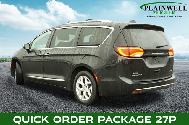 used 2020 Chrysler Pacifica car, priced at $15,995