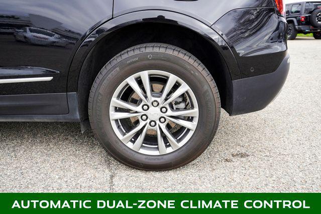 used 2022 Cadillac XT5 car, priced at $31,995