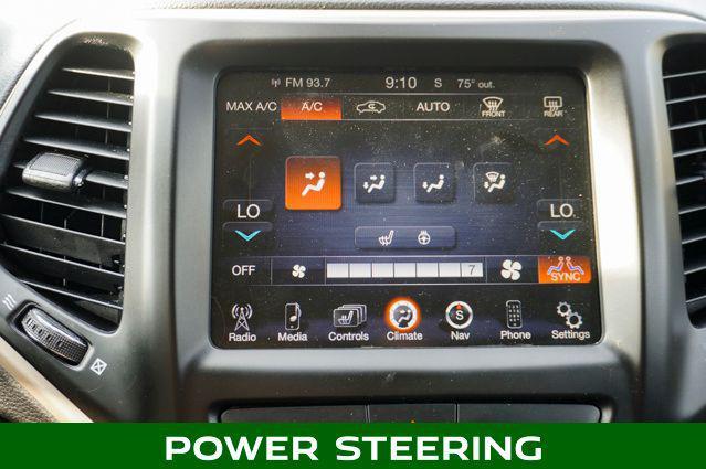 used 2015 Jeep Cherokee car, priced at $10,995