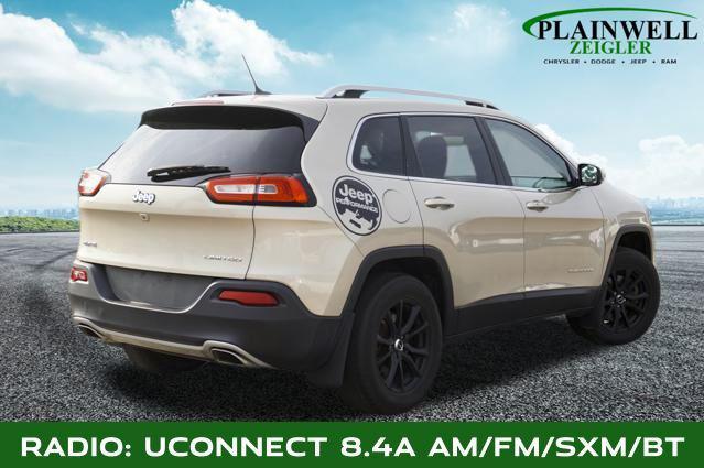 used 2015 Jeep Cherokee car, priced at $10,995