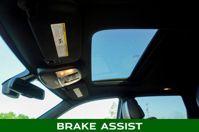 used 2015 Jeep Grand Cherokee car, priced at $9,995