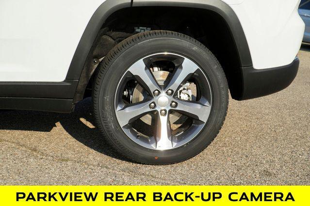 new 2025 Jeep Grand Cherokee car, priced at $46,091